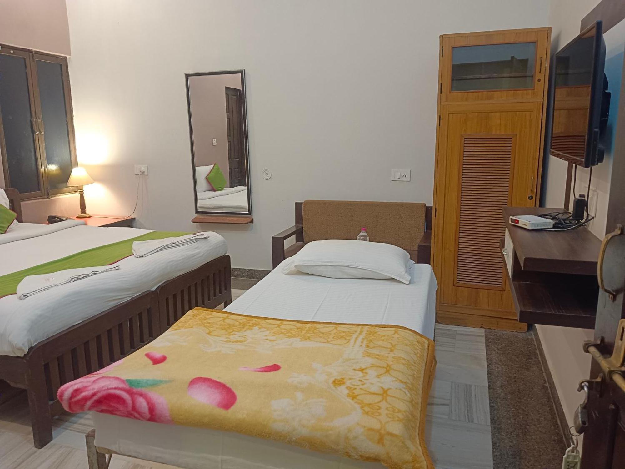 Hotel Mewad Haveli 布什格尔 外观 照片