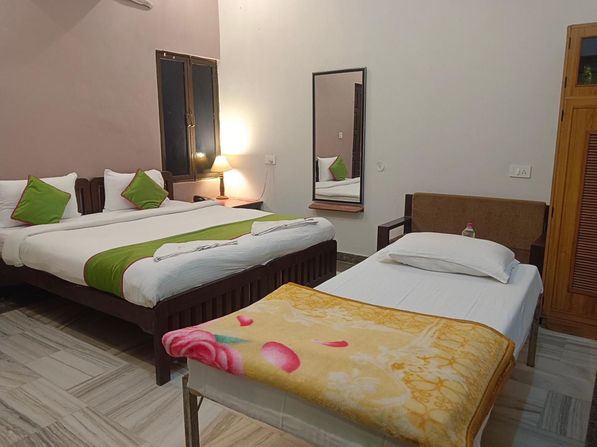 Hotel Mewad Haveli 布什格尔 外观 照片