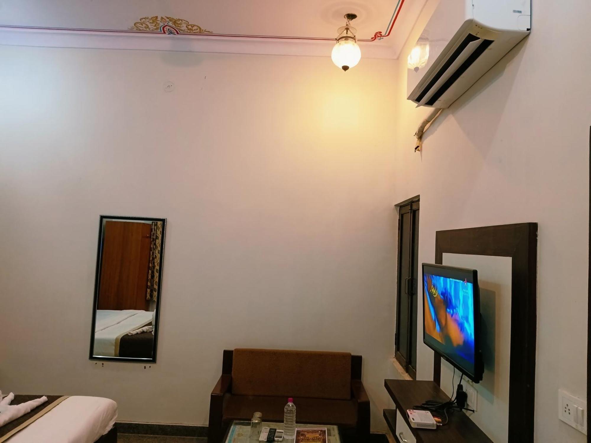 Hotel Mewad Haveli 布什格尔 外观 照片